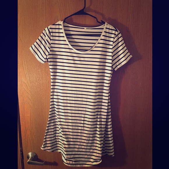 New Striped Causal Dress - Picture 1 of 2